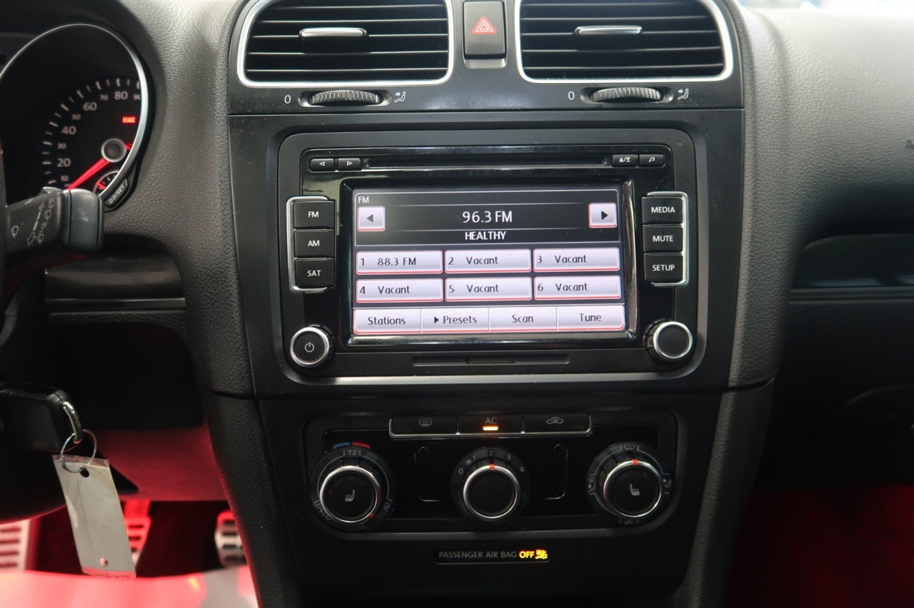 Volkswagen GTI 2.0T Coupe 2010