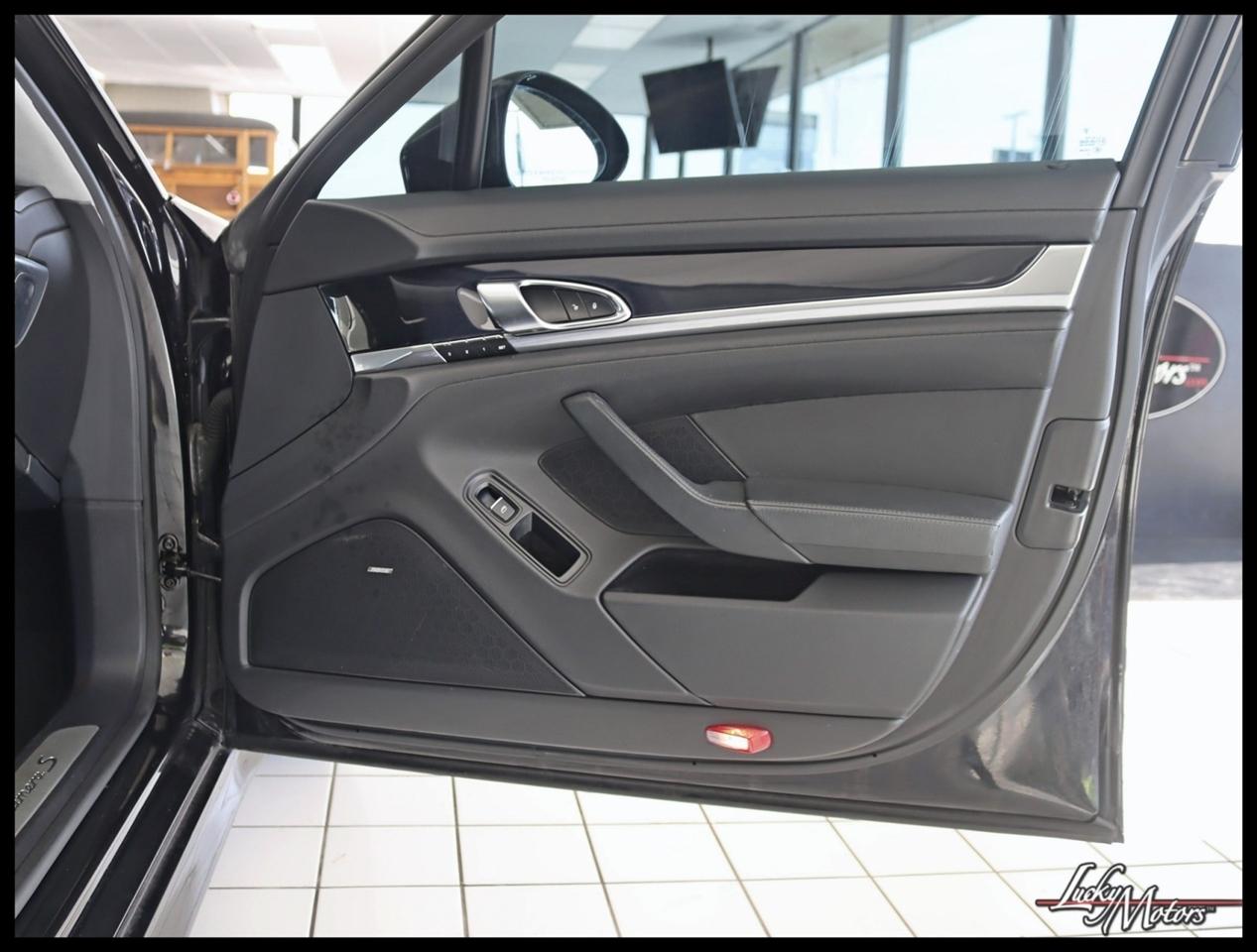 Porsche Panamera 4dr HB S 2013