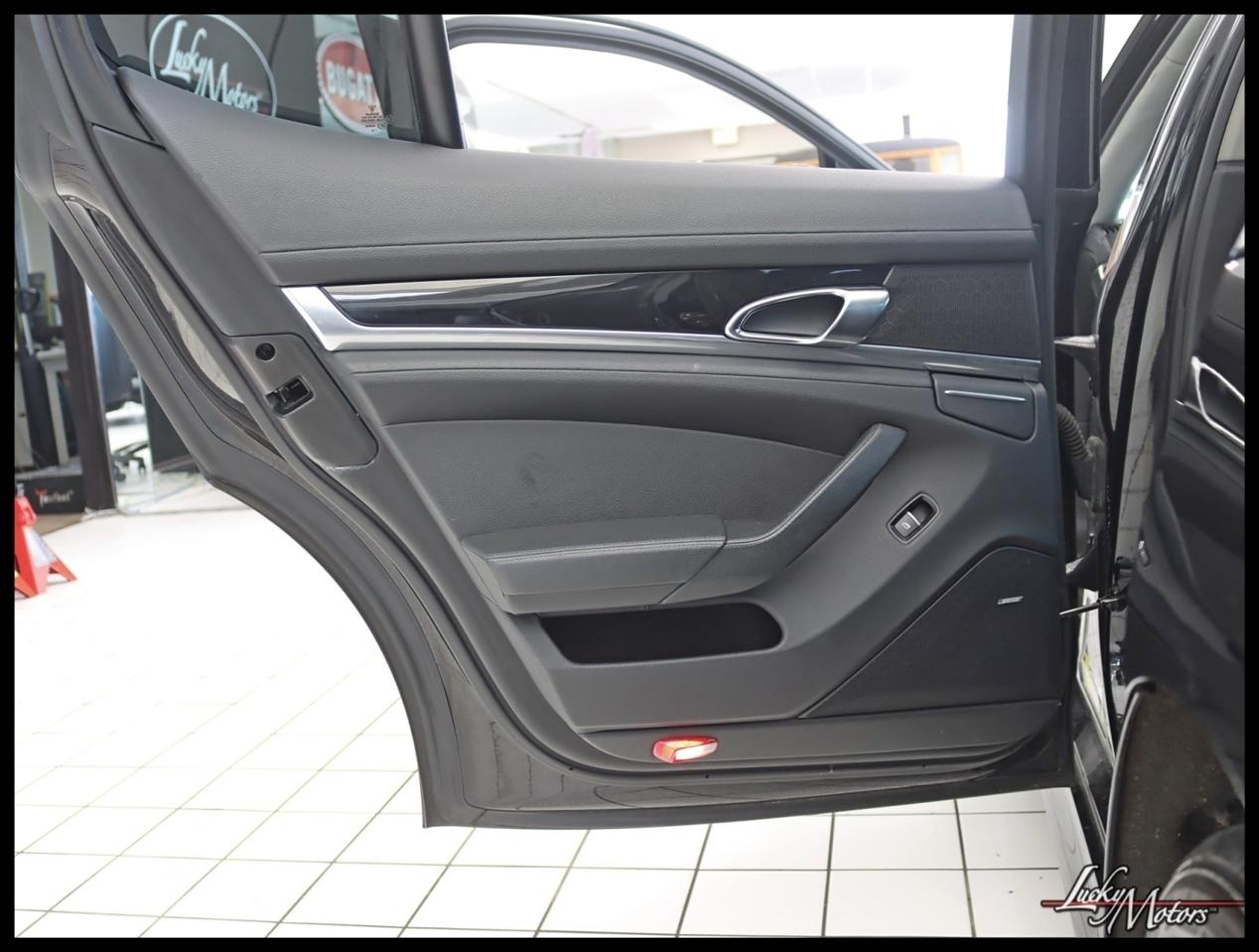 Porsche Panamera 4dr HB S 2013