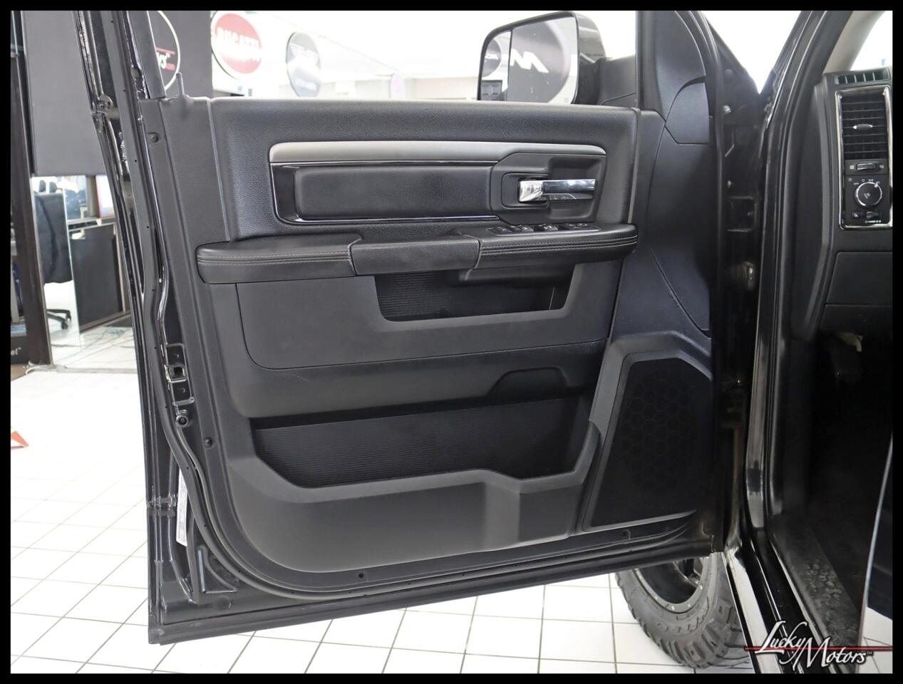 RAM 1500 Sport Quad Cab 4WD 2017