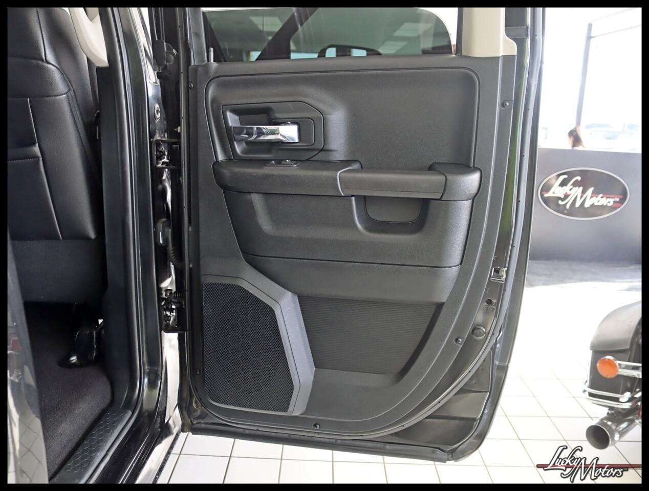 RAM 1500 Sport Quad Cab 4WD 2017