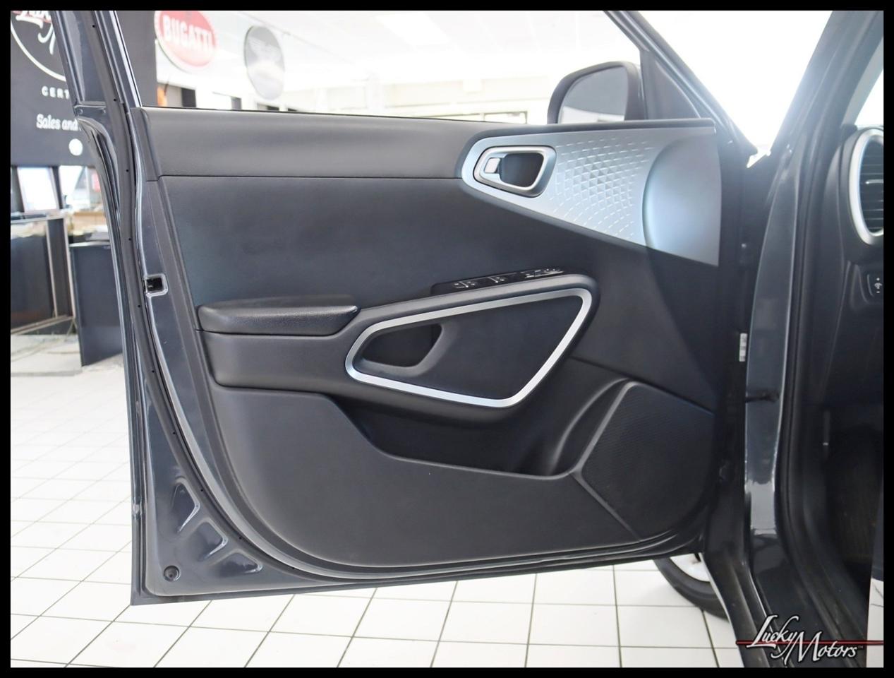 Kia Soul LX CVT 2020