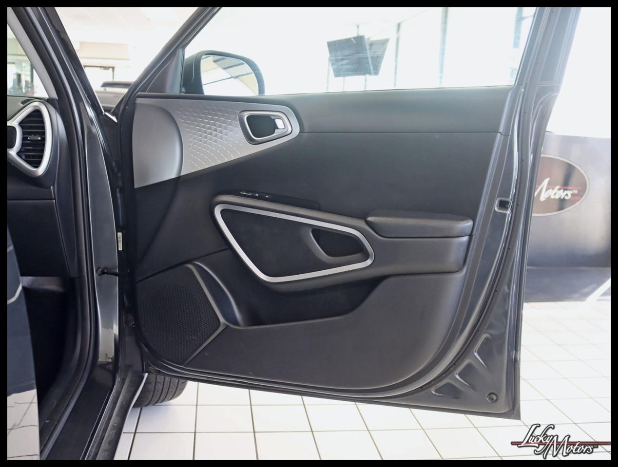 Kia Soul LX CVT 2020