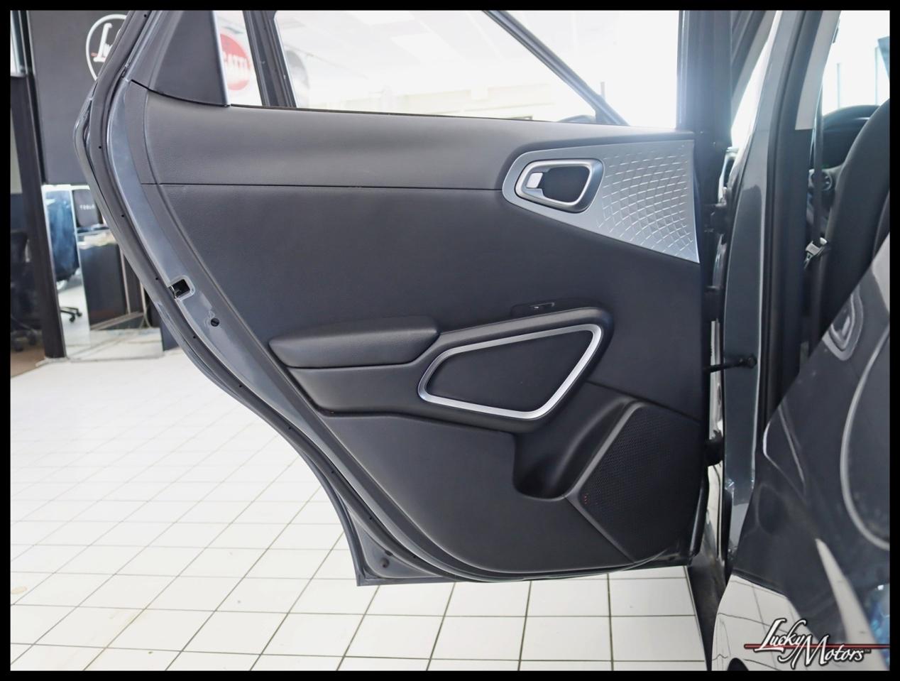 Kia Soul LX CVT 2020