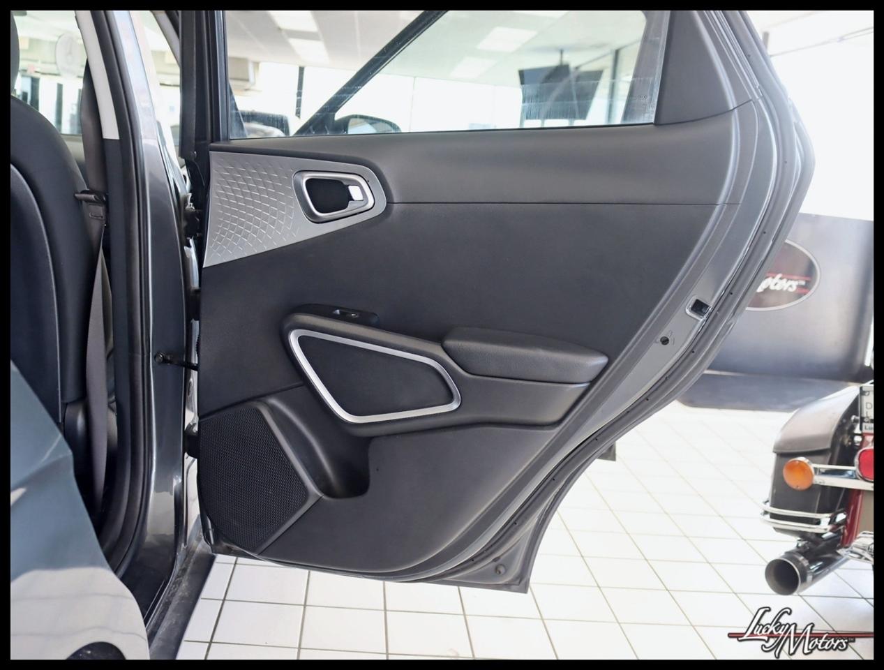 Kia Soul LX CVT 2020