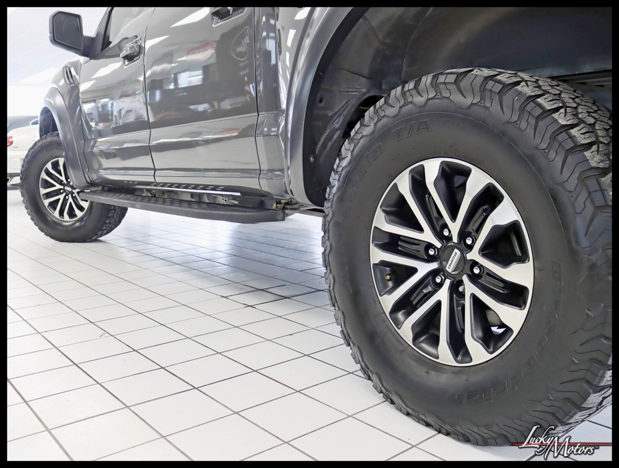 Ford F-150 Raptor SuperCrew 4WD 2018