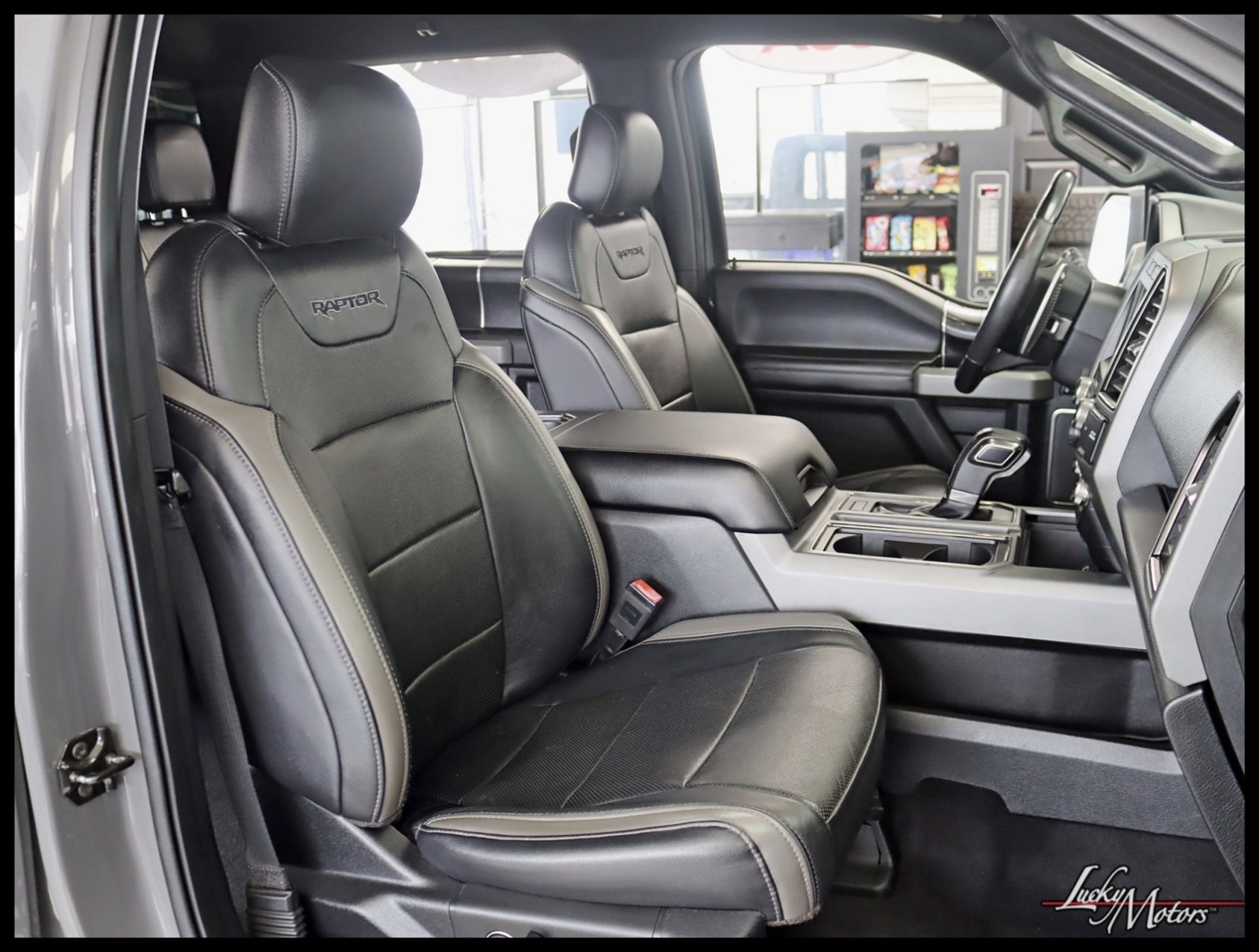 Ford F-150 Raptor SuperCrew 4WD 2018