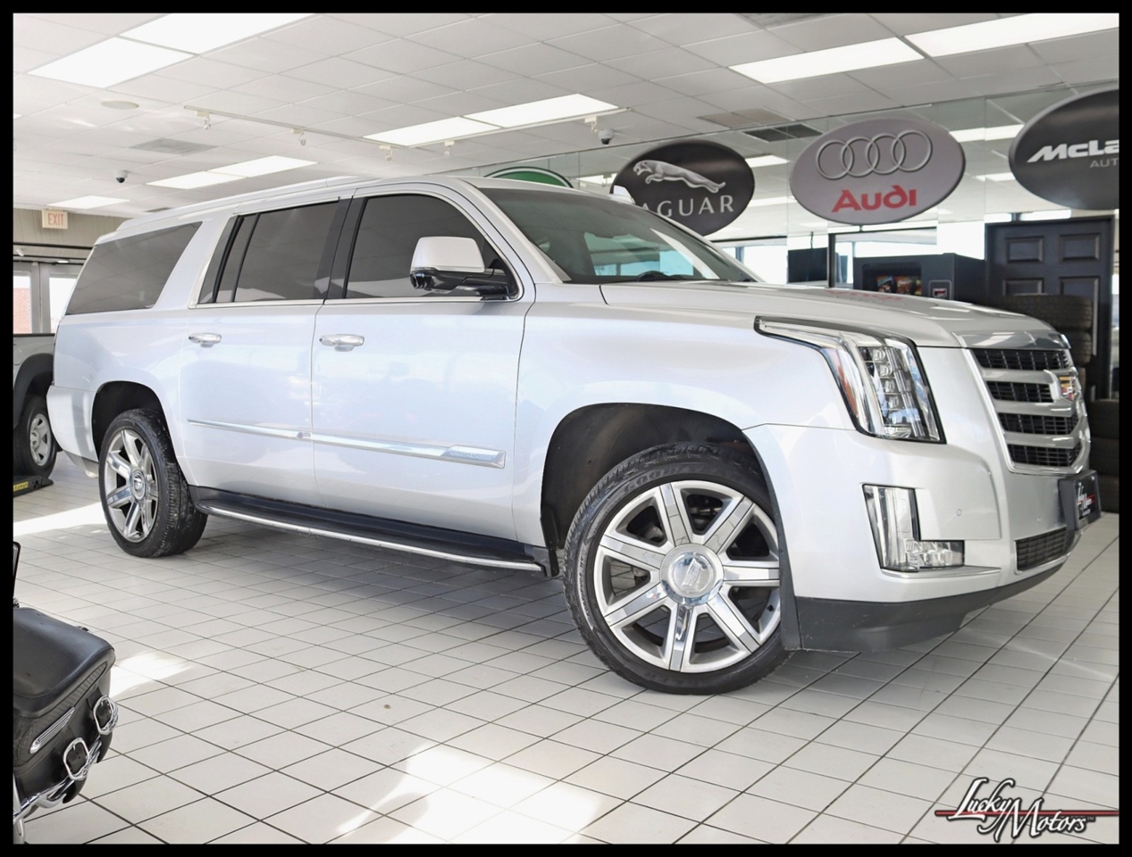 2016 Cadillac Escalade ESV Luxury 4WD