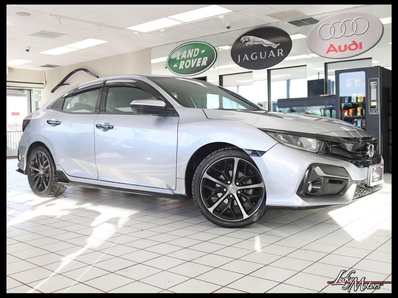 2020 Honda Civic Hatchback Sport's photo