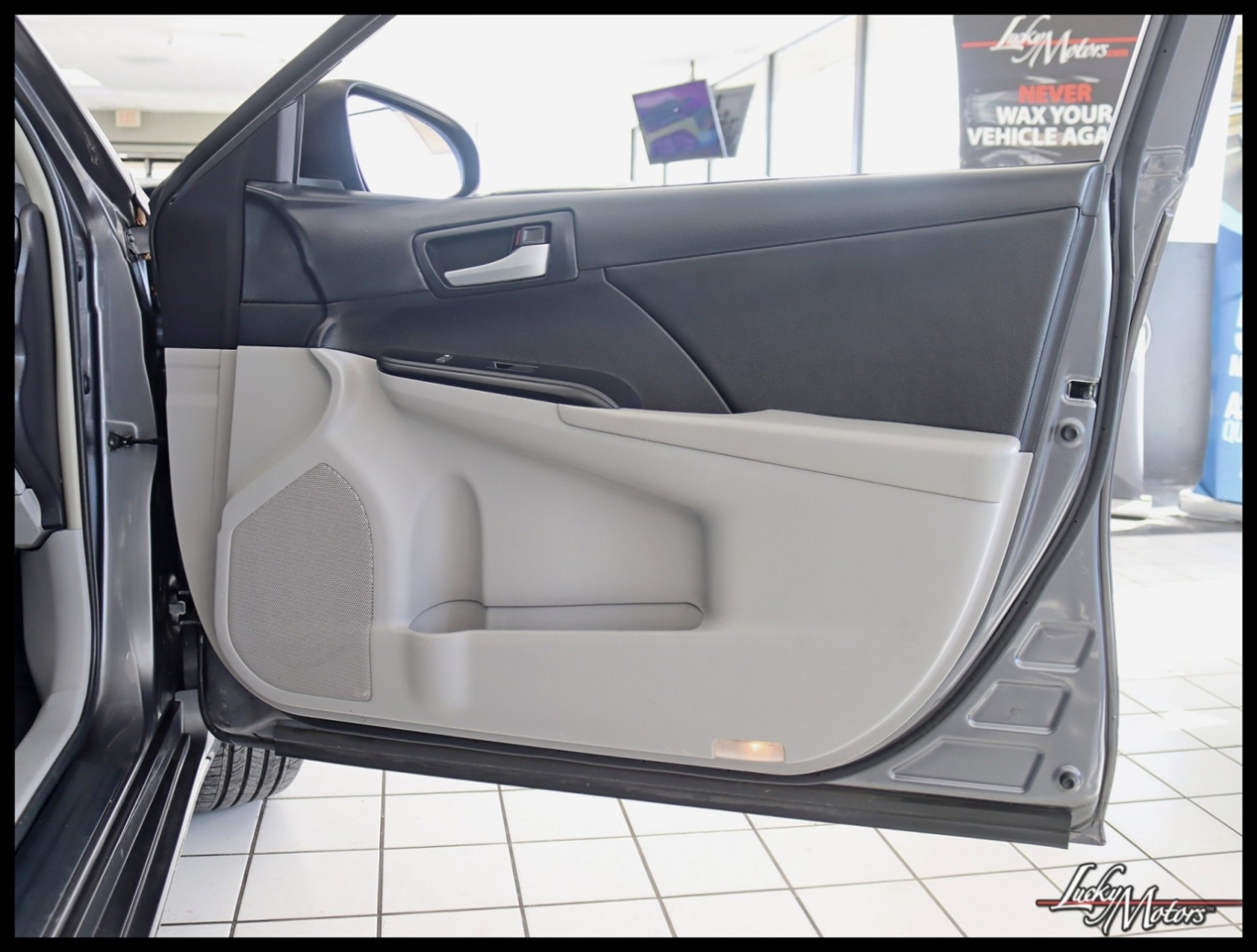 Toyota Camry LE 2014