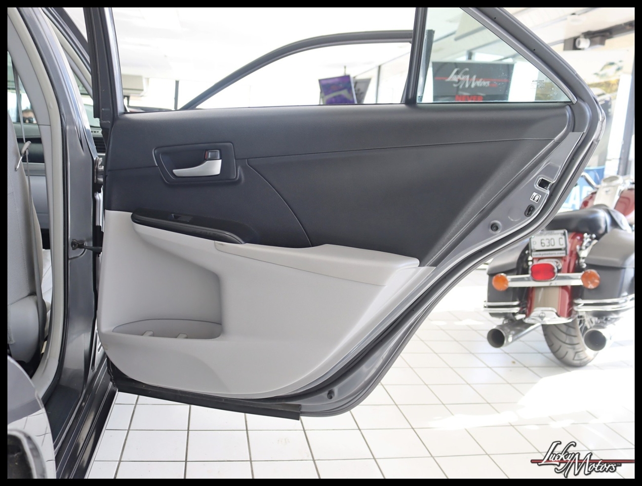 Toyota Camry LE 2014