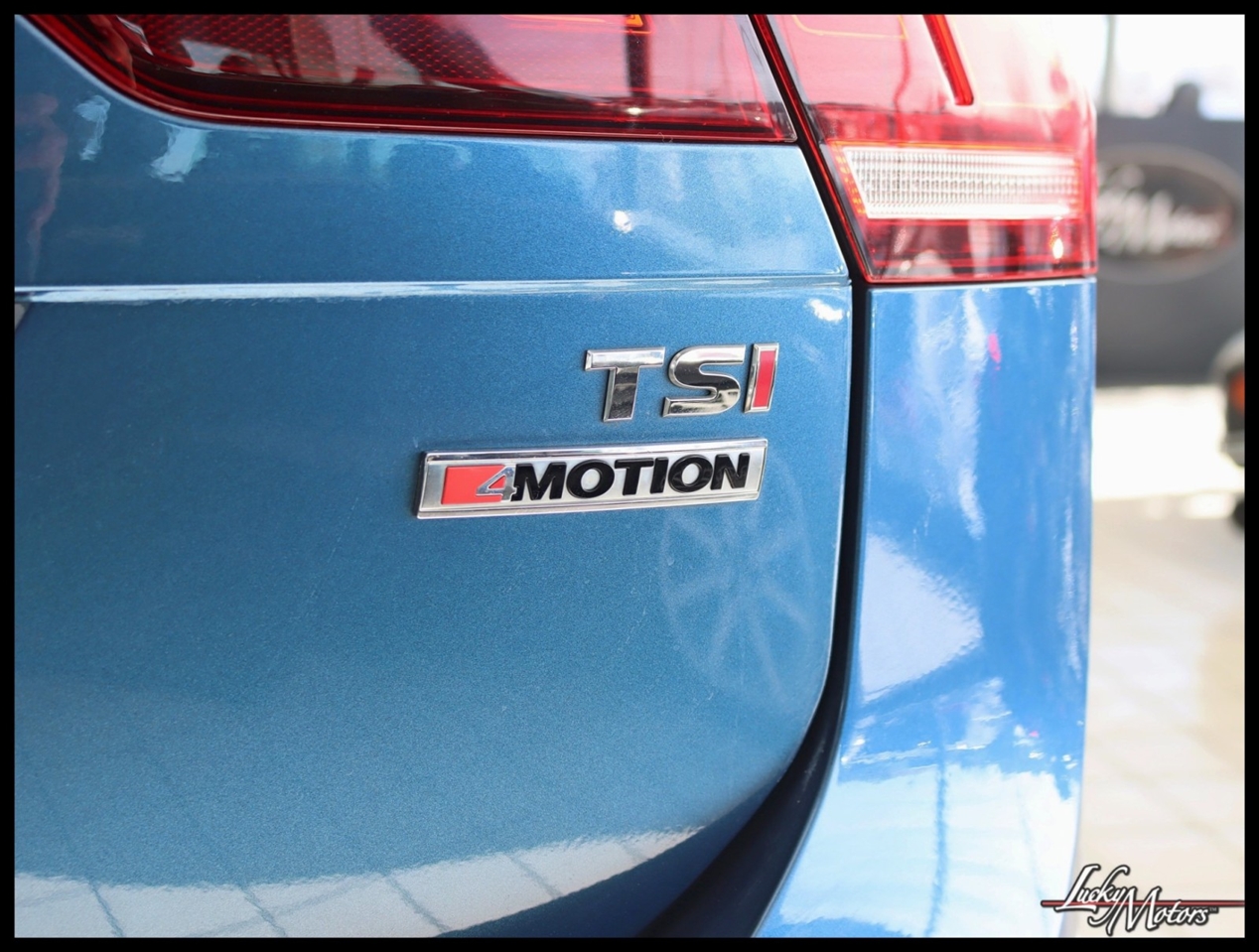 Volkswagen Tiguan SEL 4Motion AWD 2018