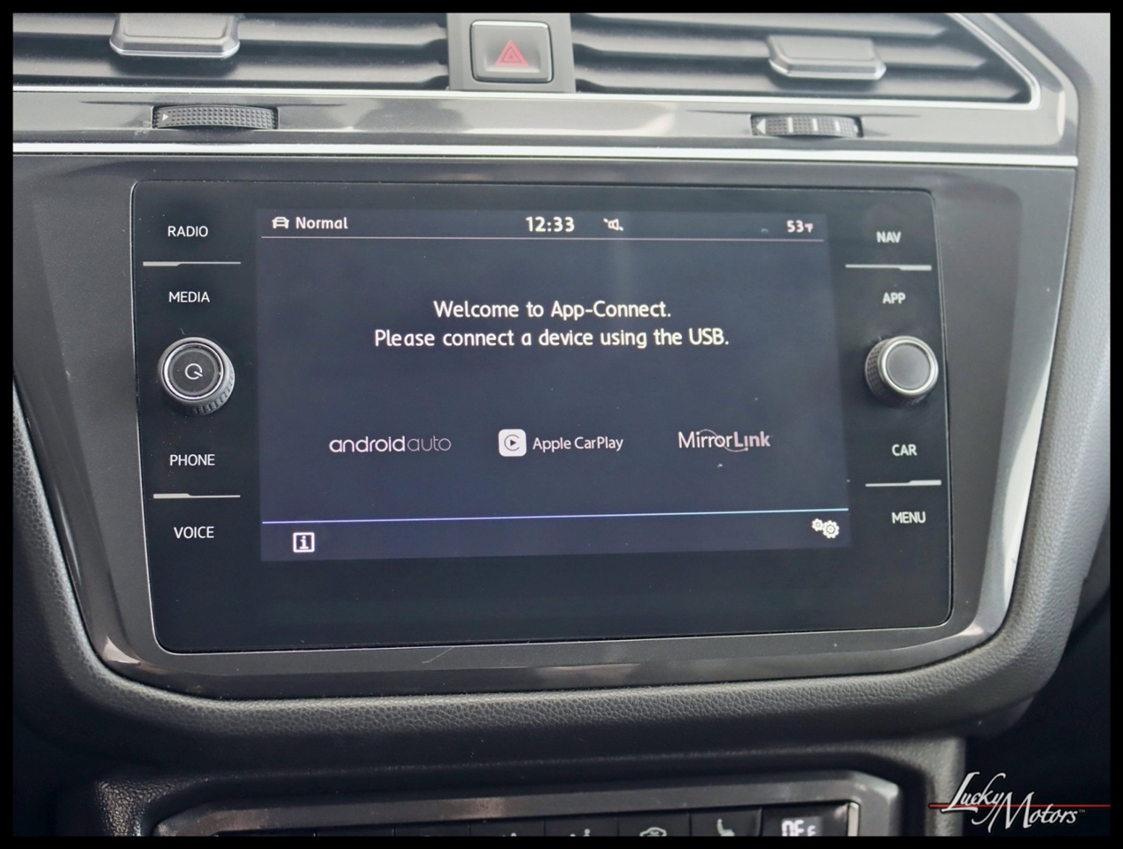 Volkswagen Tiguan SEL 4Motion AWD 2018