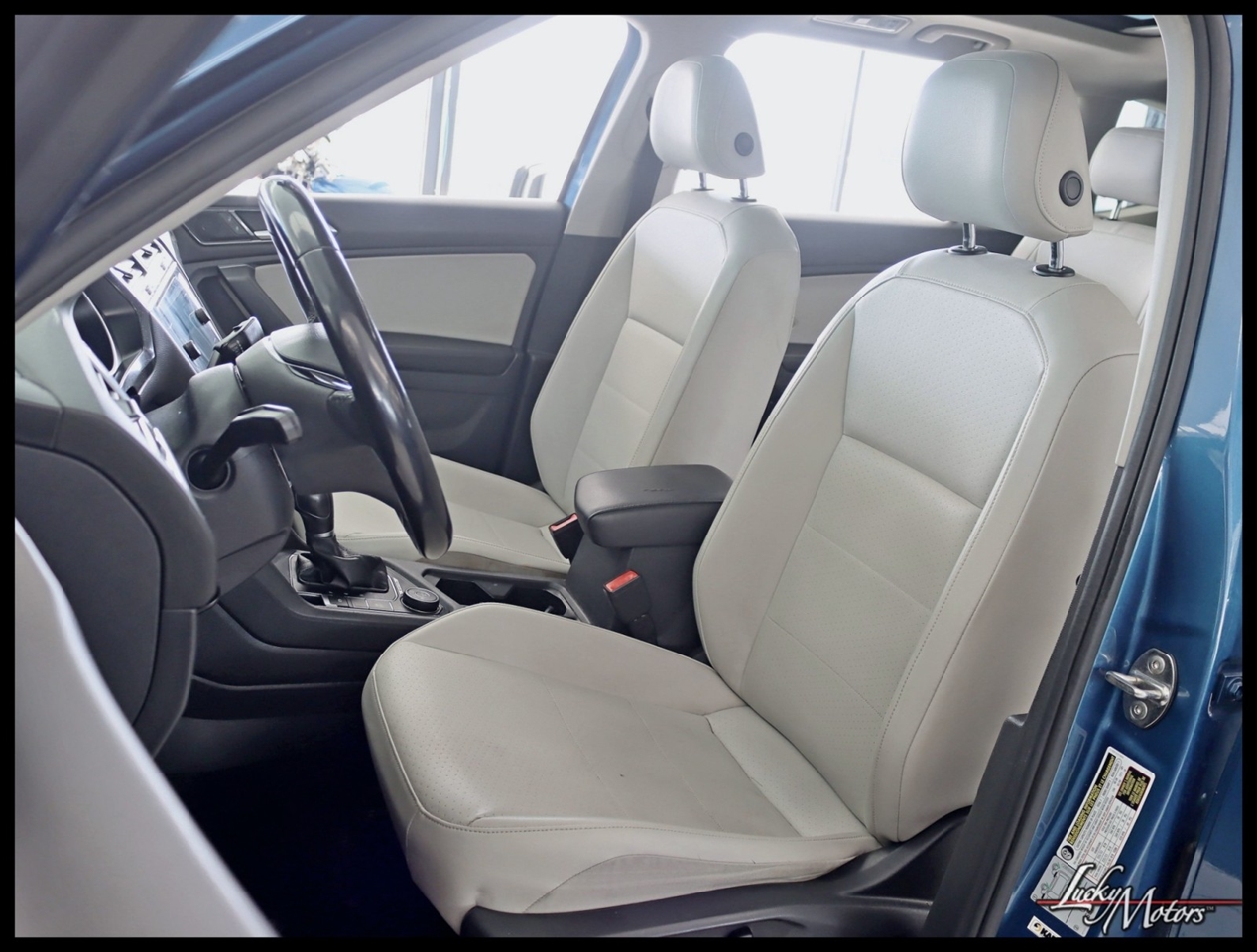 Volkswagen Tiguan SEL 4Motion AWD 2018