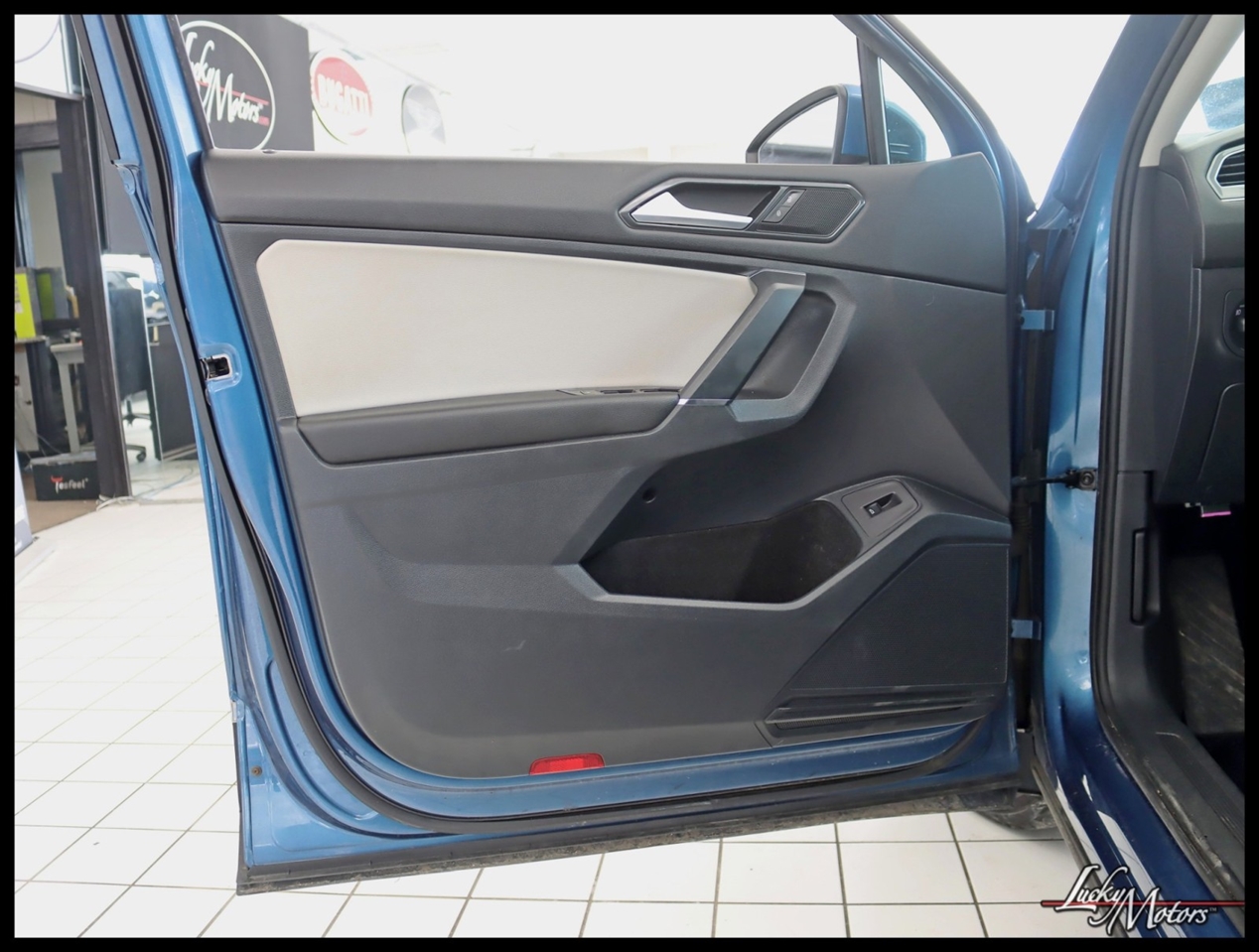 Volkswagen Tiguan SEL 4Motion AWD 2018