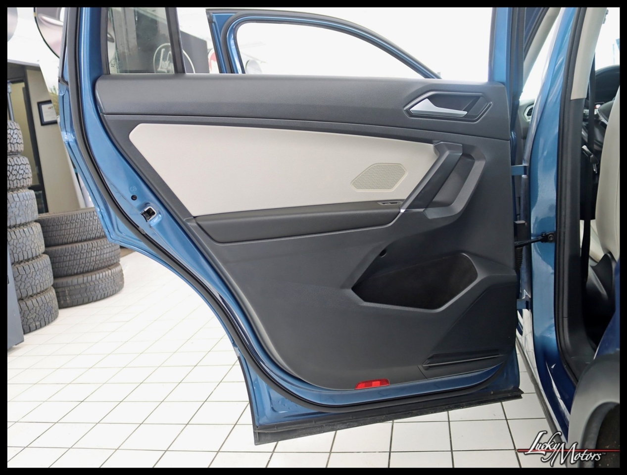 Volkswagen Tiguan SEL 4Motion AWD 2018