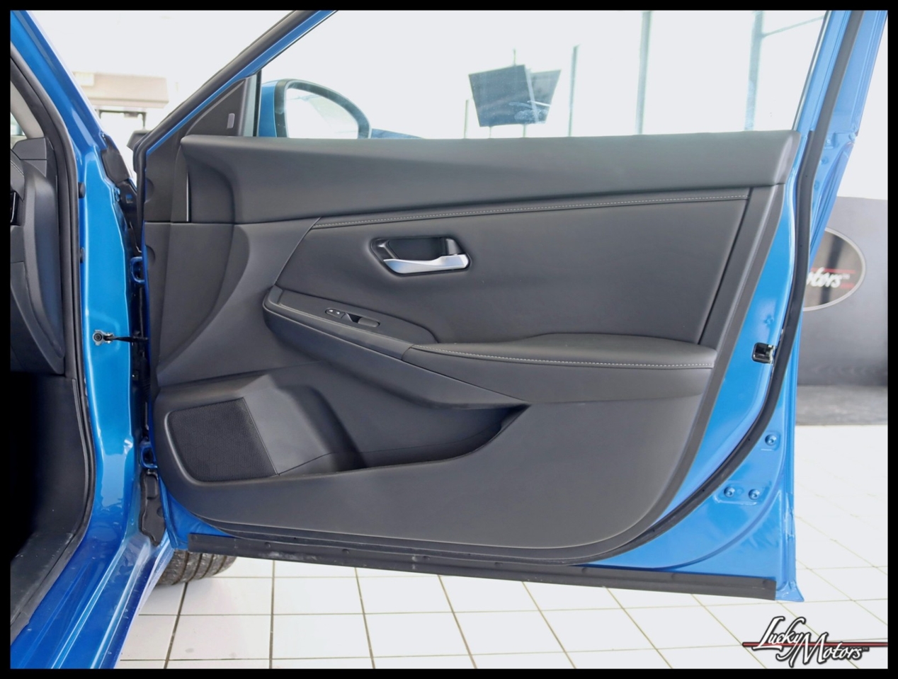 Nissan Sentra SV 2025