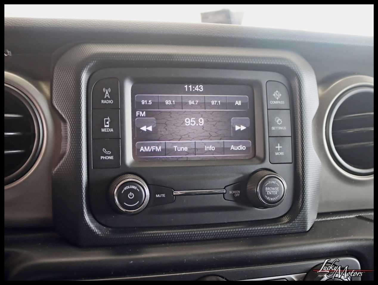 Jeep Wrangler Unlimited Sport 2019