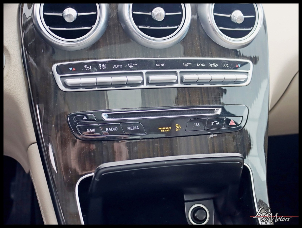 Mercedes-Benz GLC-Class GLC300 2019