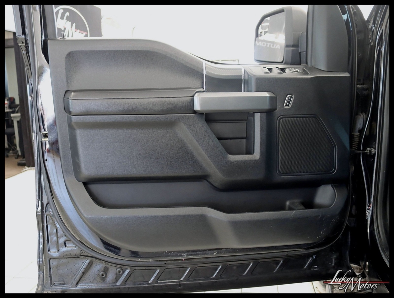 Ford F-150 XLT SuperCrew 5.5-ft. Bed 4WD 2018