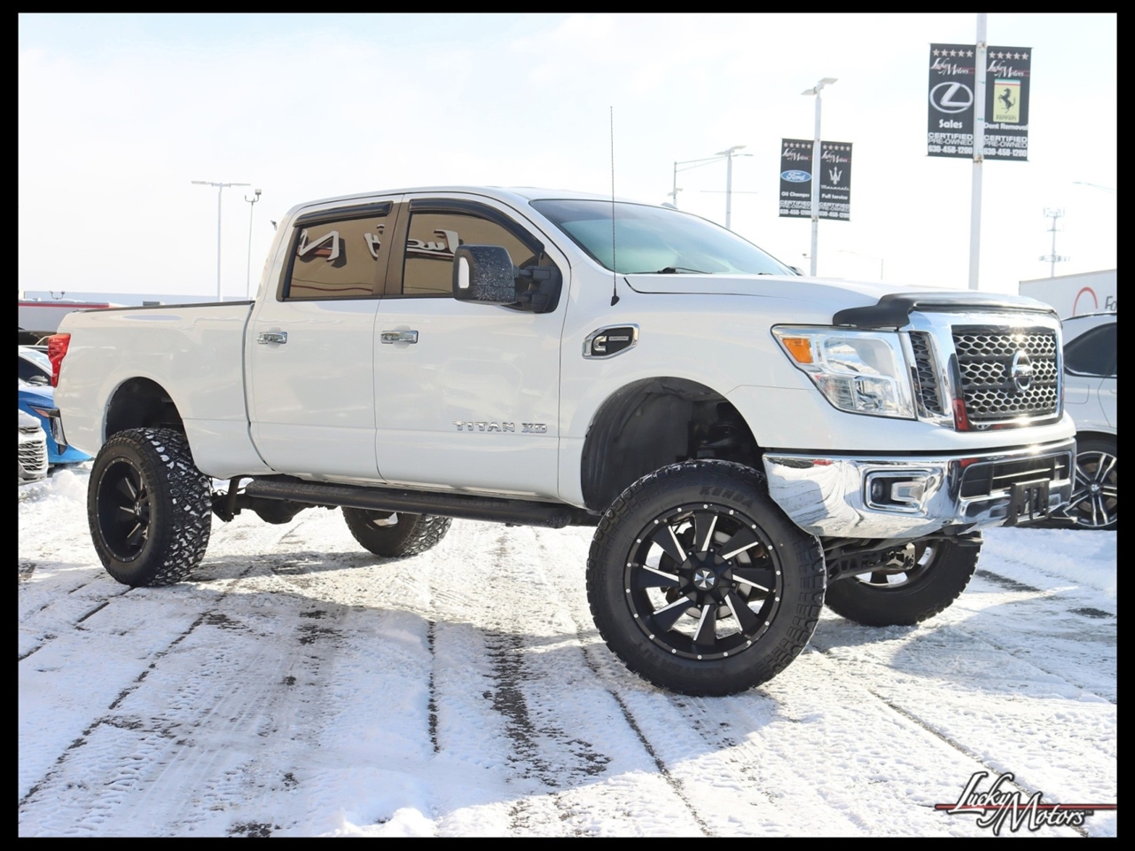 Nissan Titan XD SV 4WD Diesel 2017