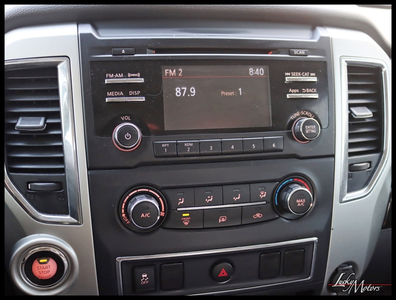 Nissan Titan XD SV 4WD Diesel 2017