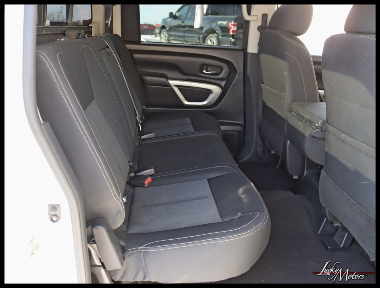 Nissan Titan XD SV 4WD Diesel 2017