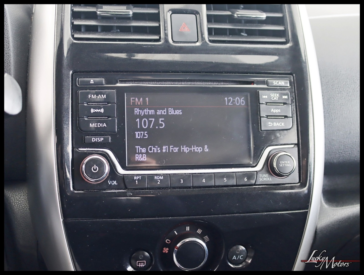 Nissan Versa Note SV 2016