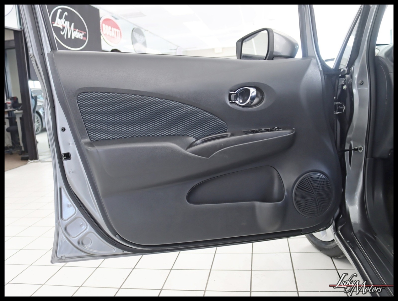 Nissan Versa Note SV 2016