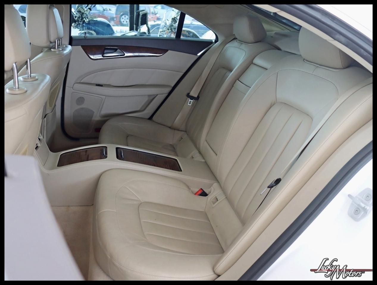 Mercedes-Benz CLS-Class CLS550 4MATIC 2013