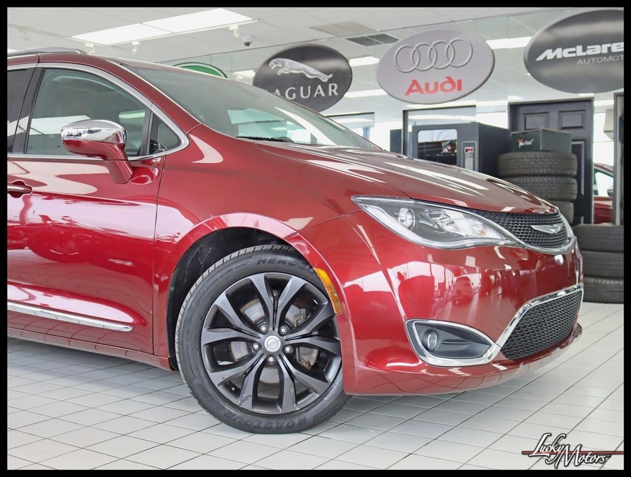 Chrysler Pacifica Limited 2017