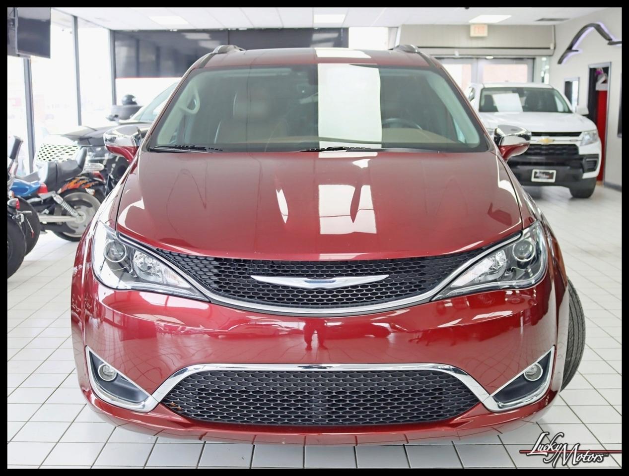 Chrysler Pacifica Limited 2017