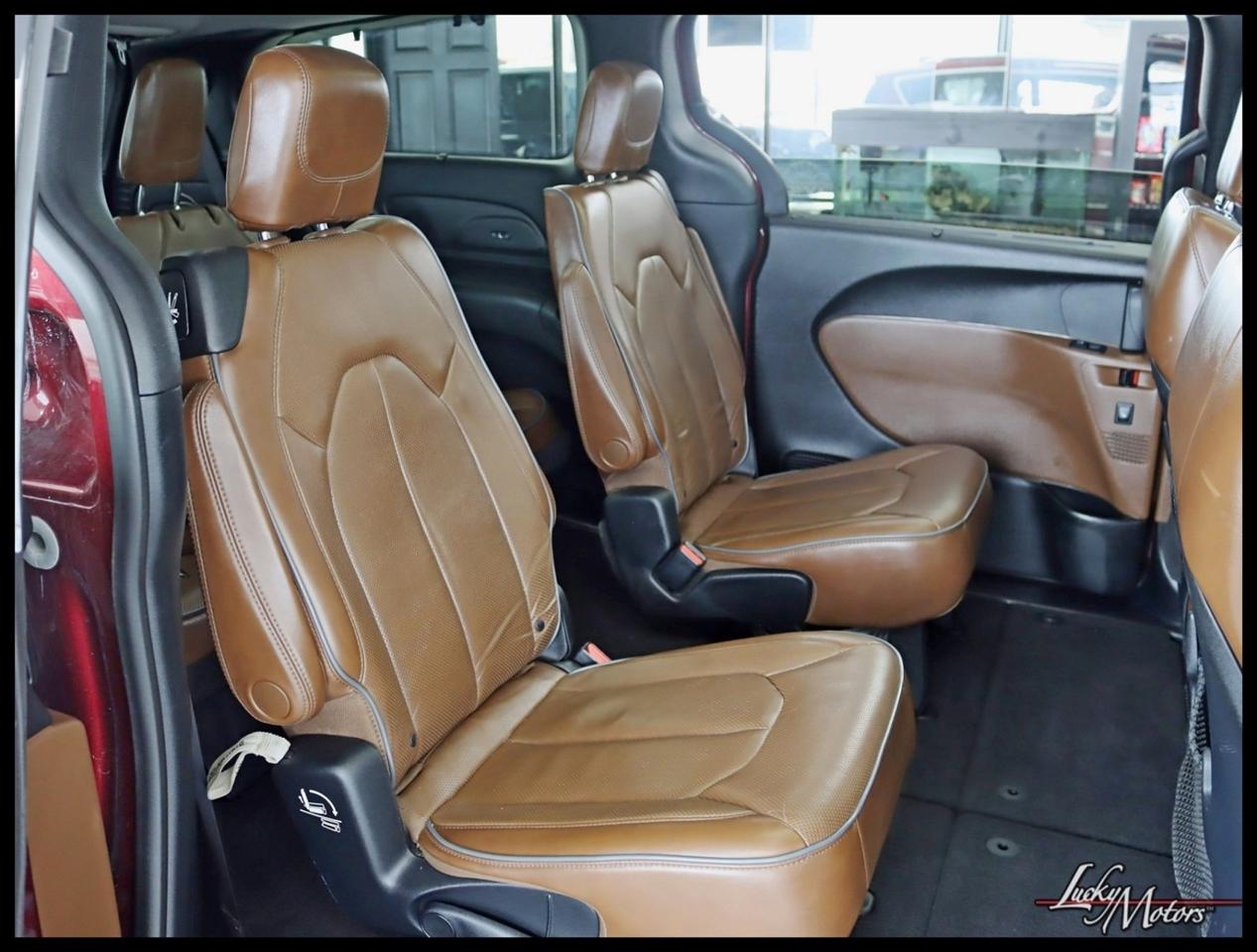 Chrysler Pacifica Limited 2017