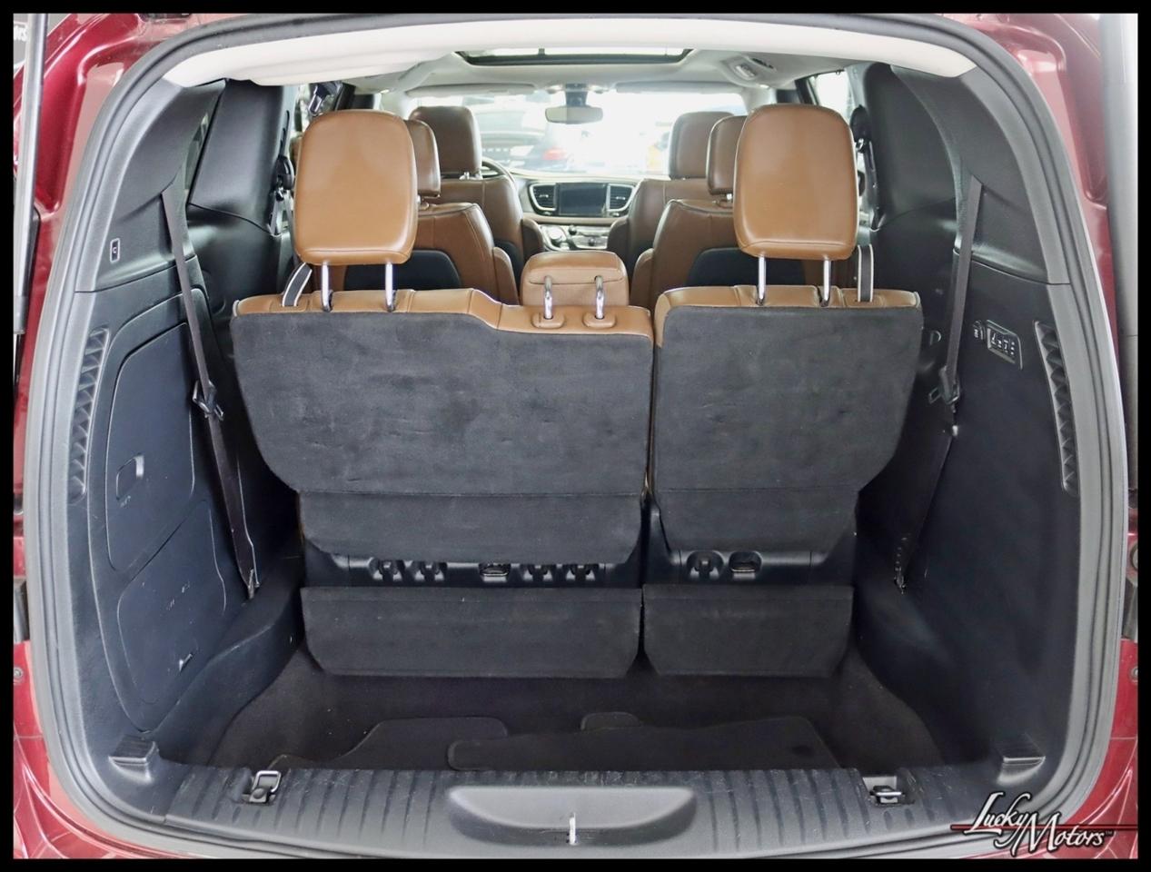 Chrysler Pacifica Limited 2017