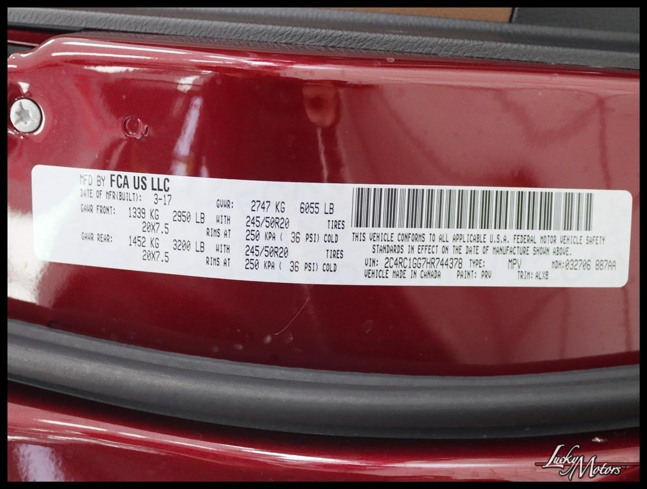 Chrysler Pacifica Limited 2017