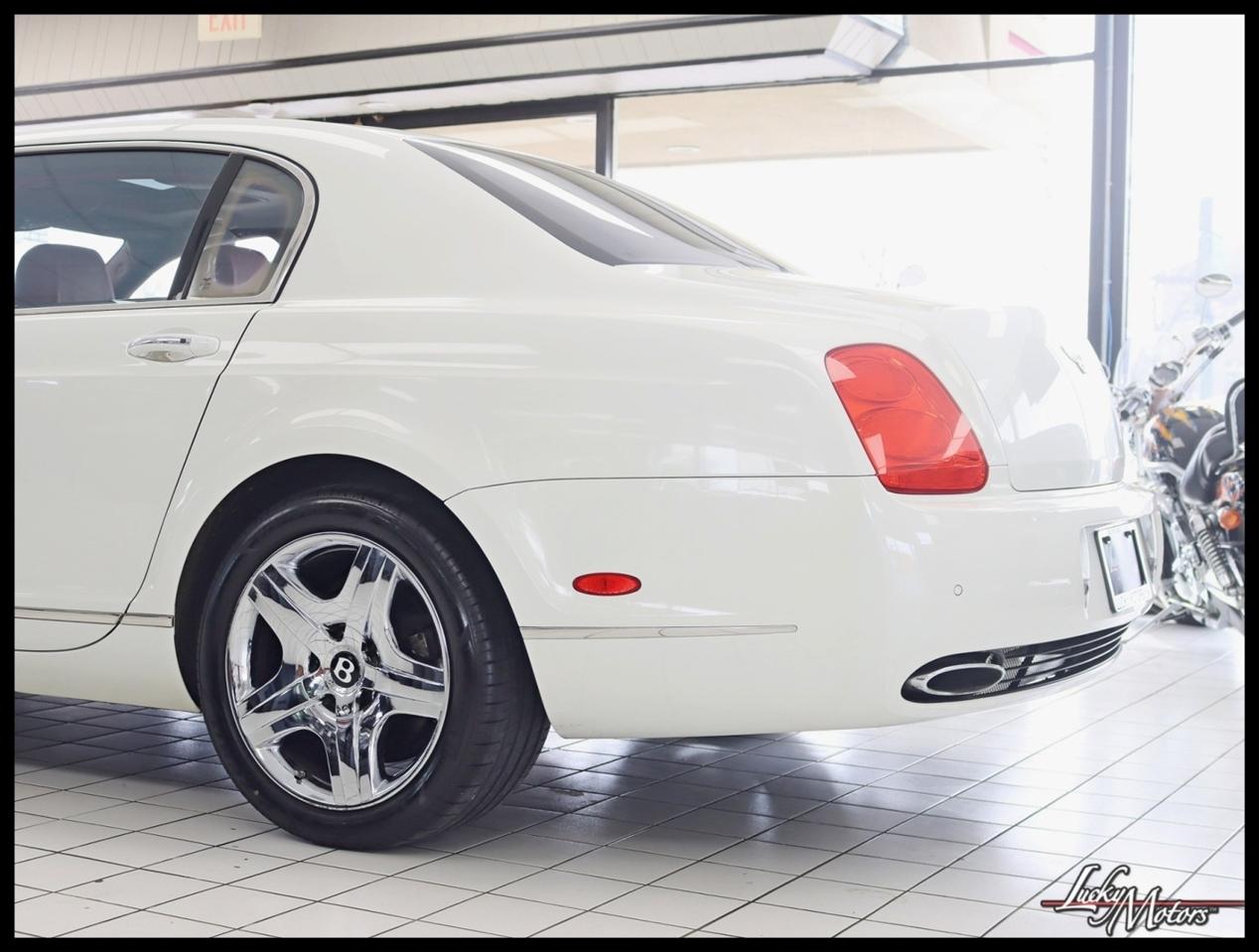 Bentley Continental Flying Spur Sedan 2006
