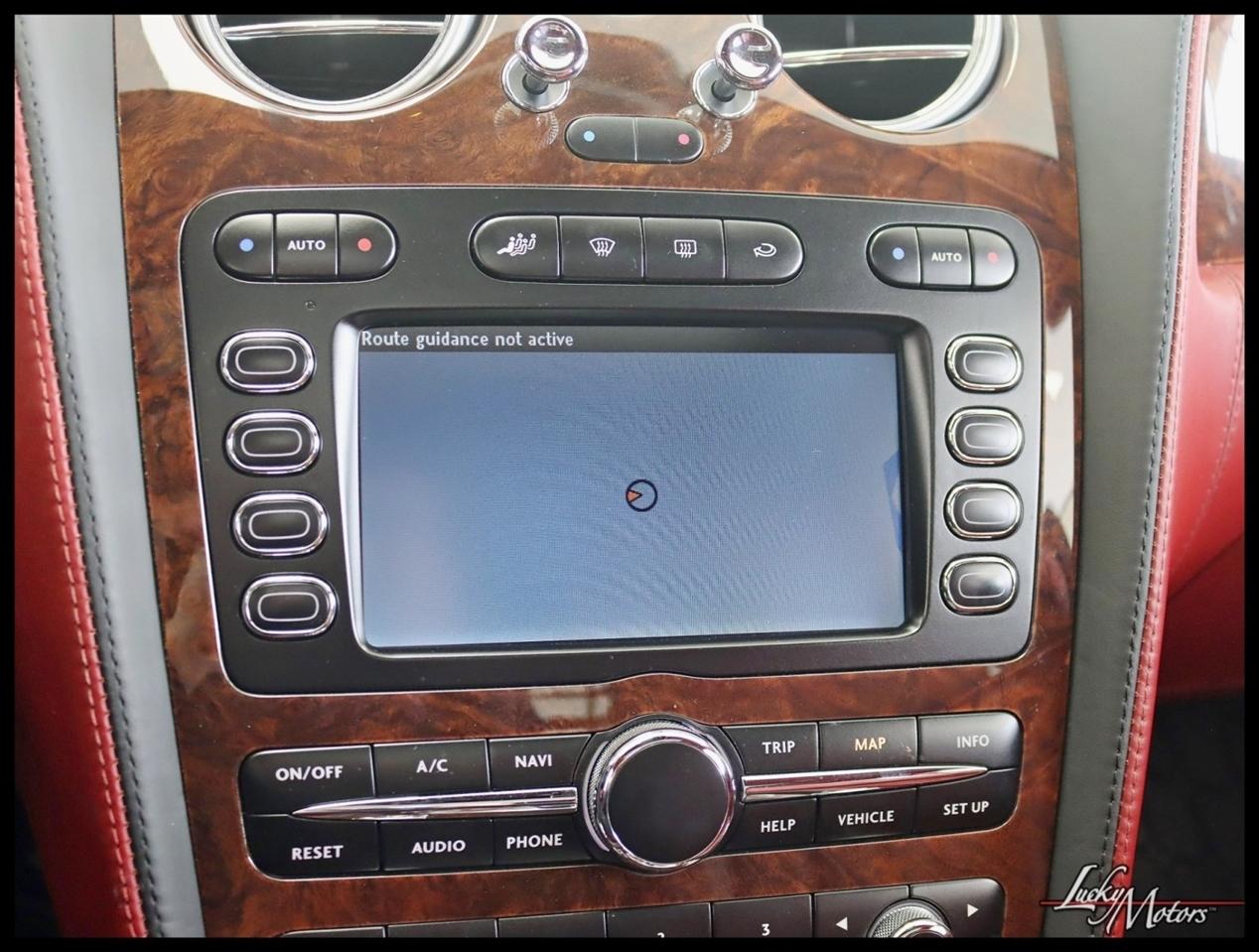 Bentley Continental Flying Spur Sedan 2006