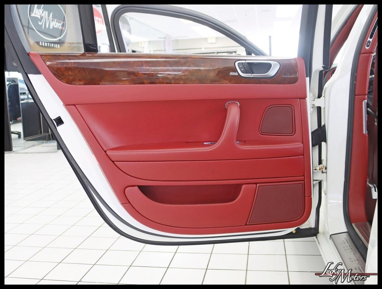 Bentley Continental Flying Spur Sedan 2006