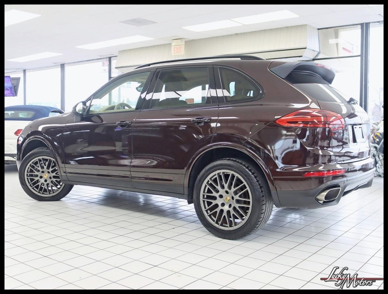 Porsche Cayenne Platinum Edition AWD 2017