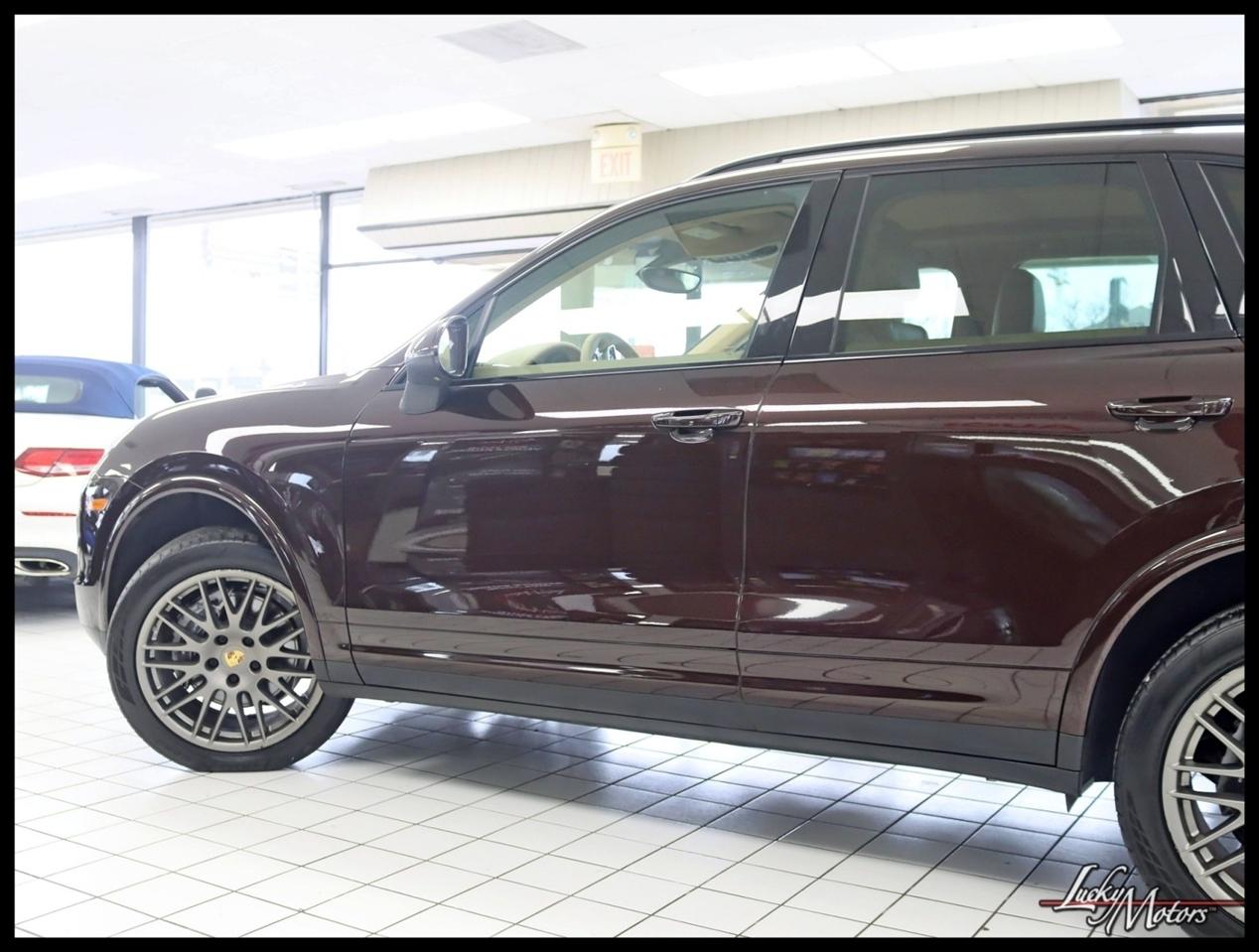 Porsche Cayenne Platinum Edition AWD 2017