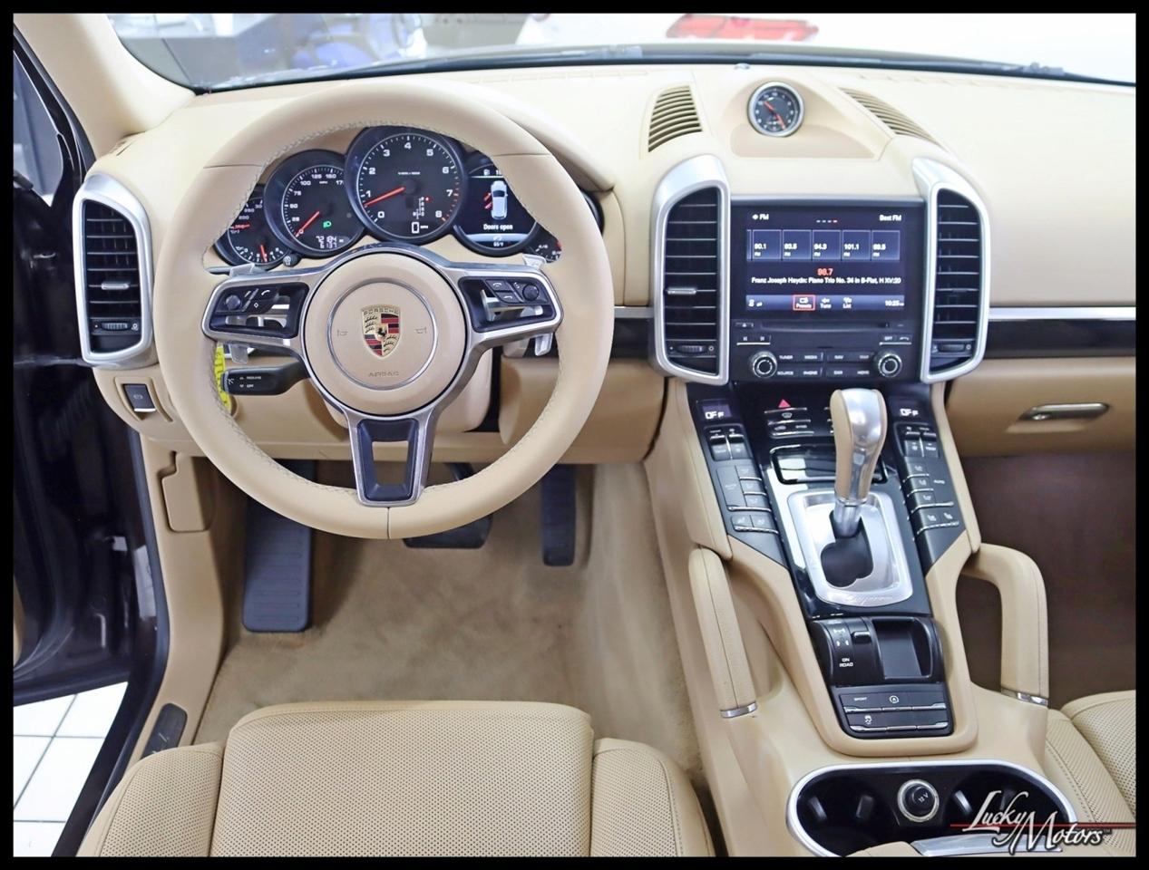 Porsche Cayenne Platinum Edition AWD 2017