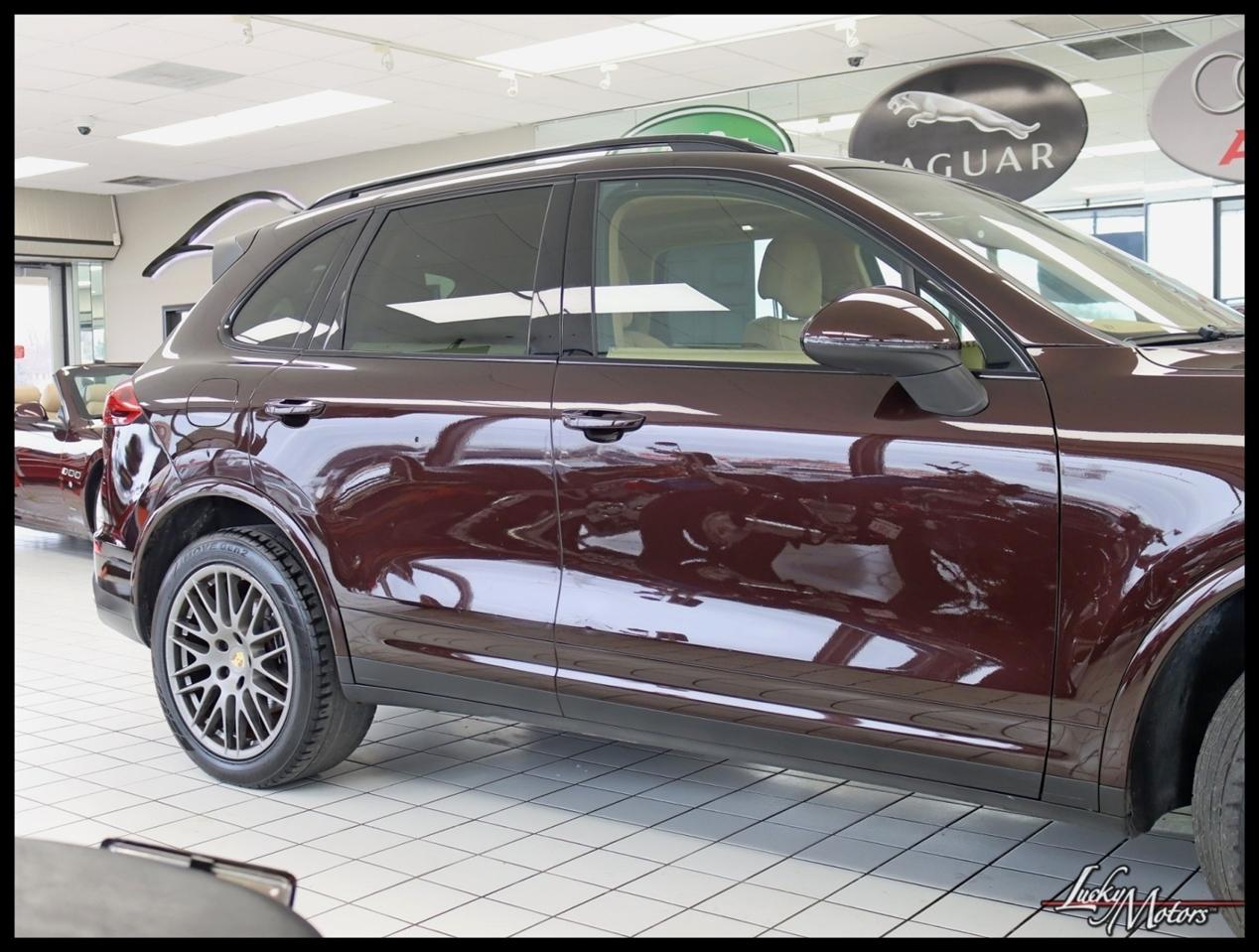 Porsche Cayenne Platinum Edition AWD 2017