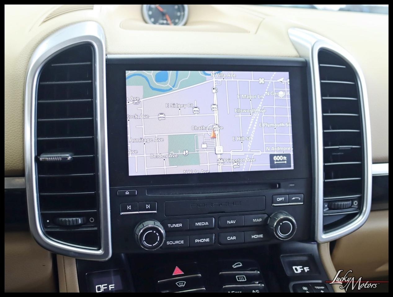 Porsche Cayenne Platinum Edition AWD 2017