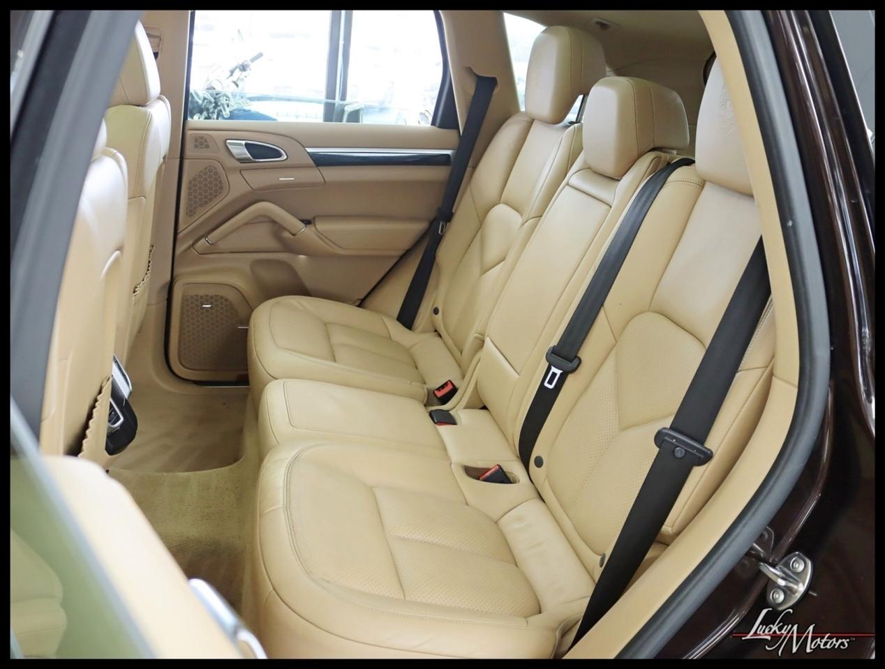 Porsche Cayenne Platinum Edition AWD 2017