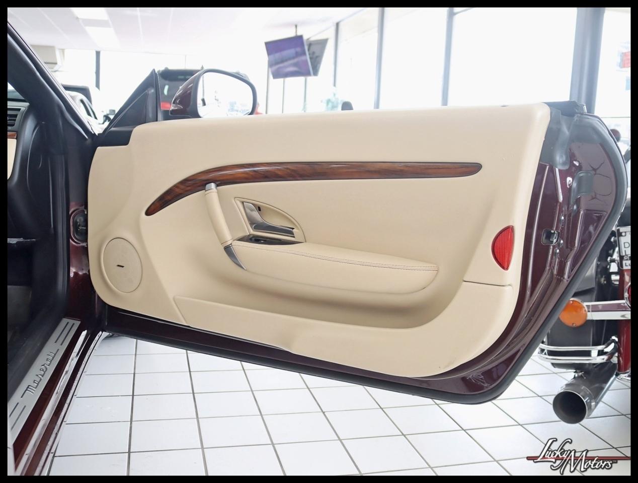 Maserati GranTurismo S 2012