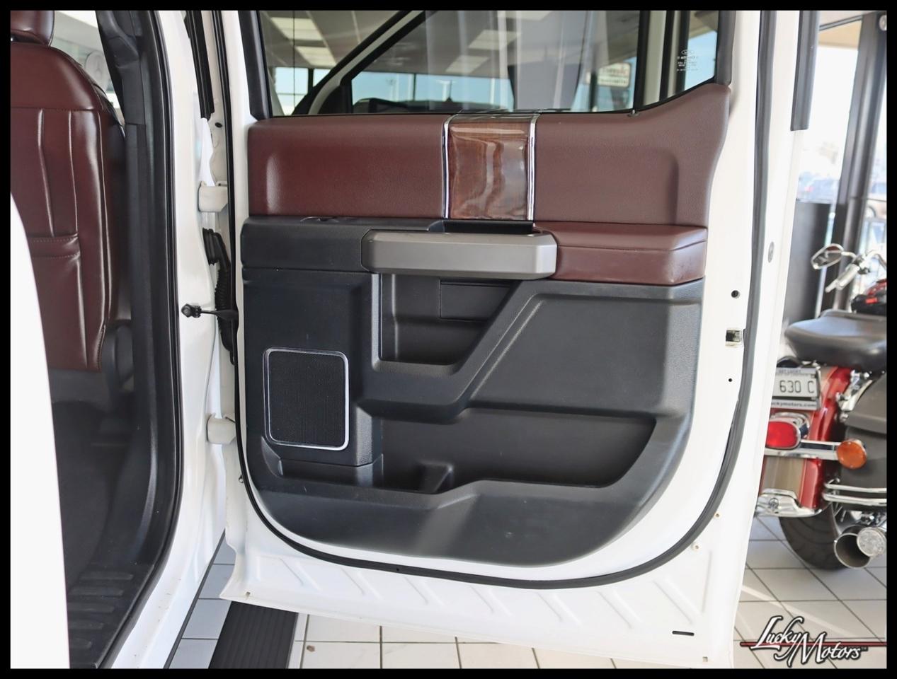 Ford F-150 Platinum SuperCrew 6.5-ft. Bed 4WD 2016