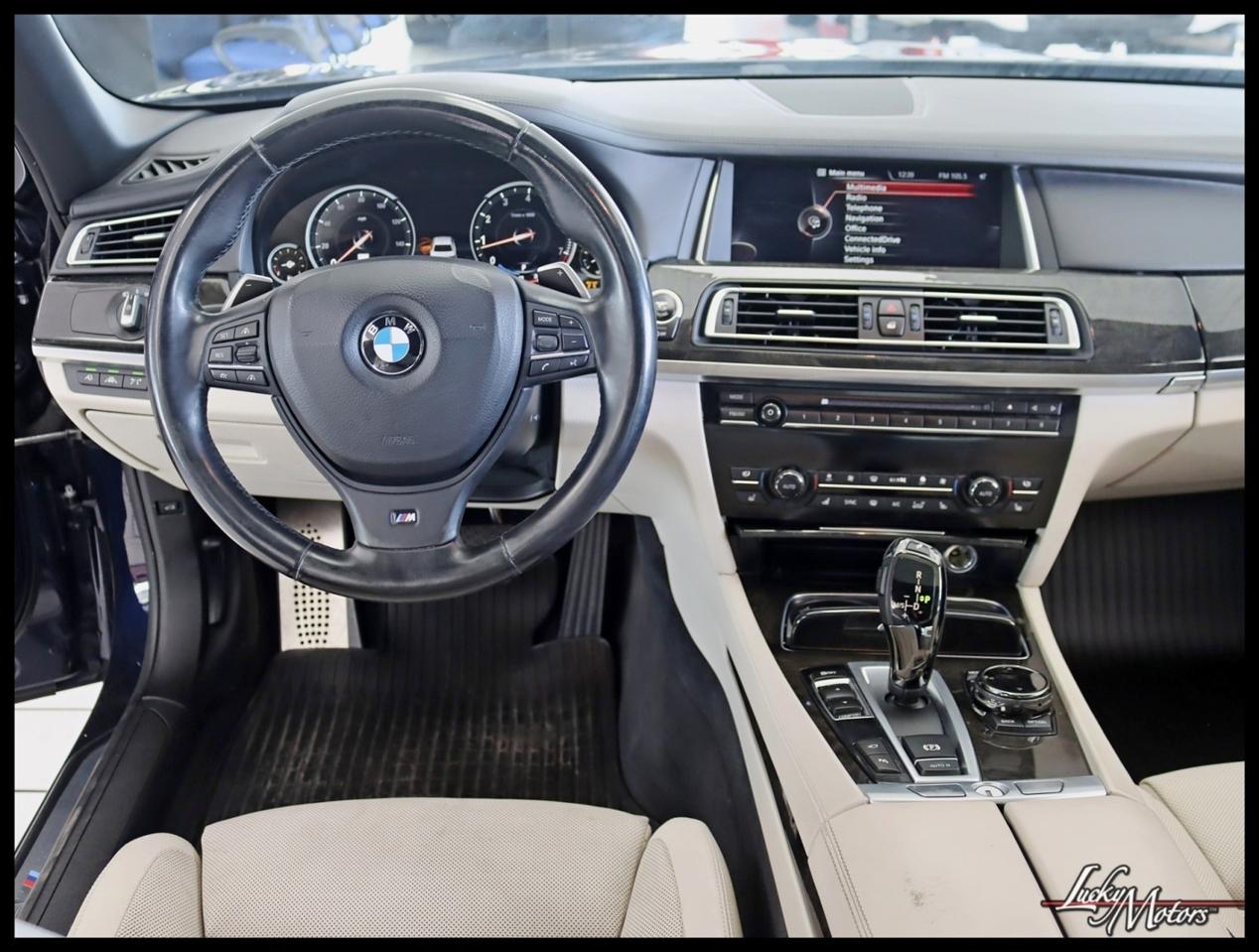 BMW 7-Series 750Li 2015
