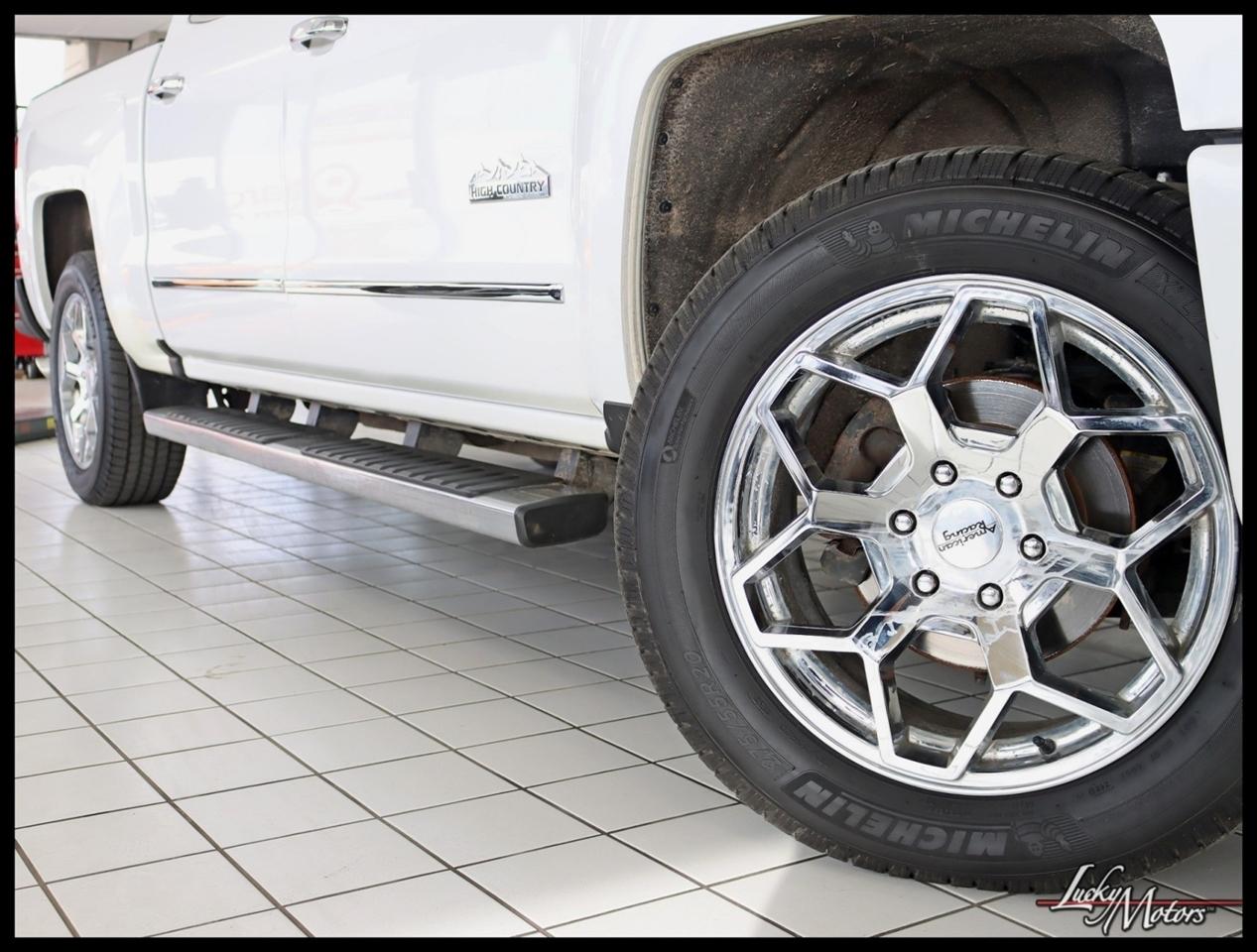 Chevrolet Silverado 1500 High Country Crew Cab Long Box 4WD 2017