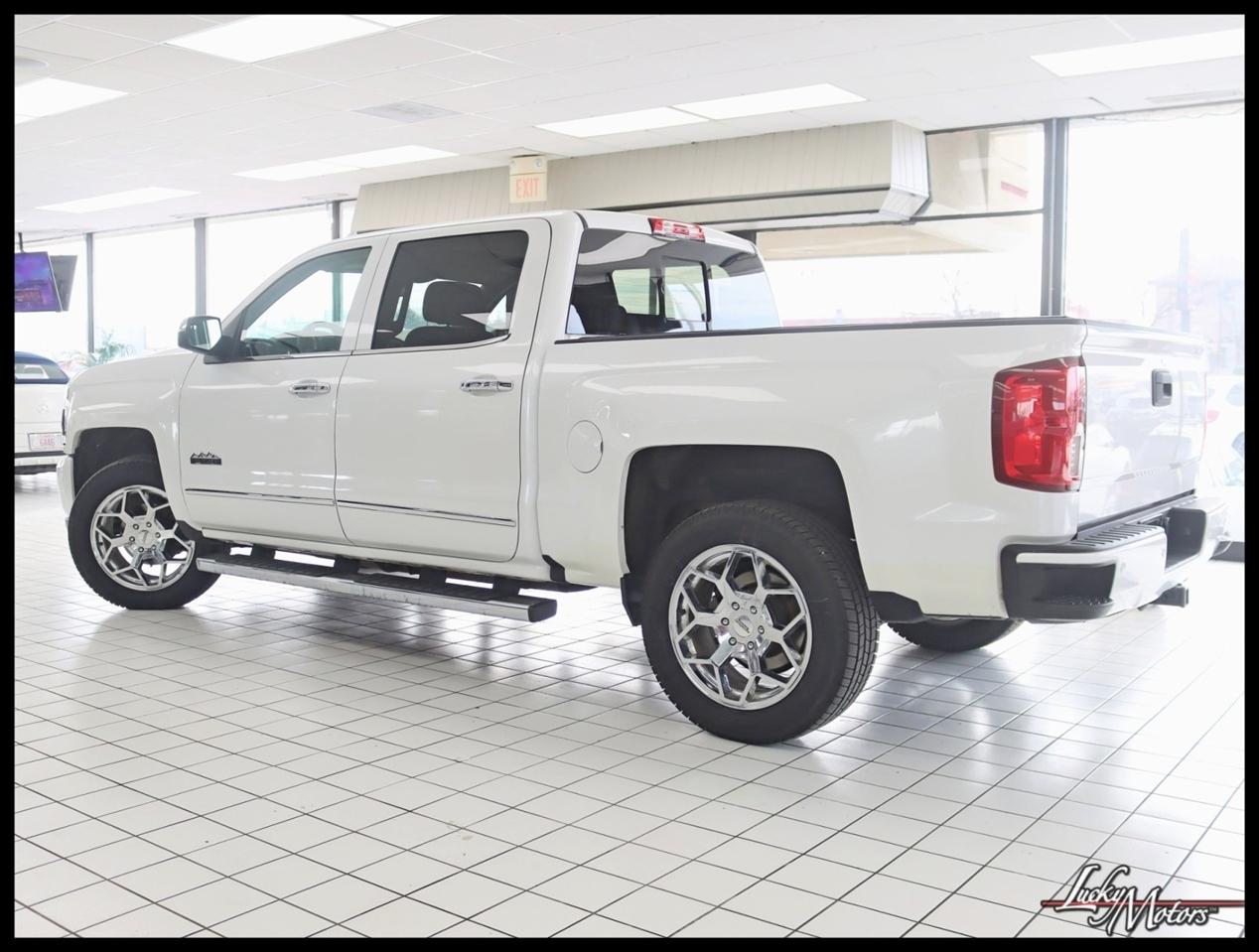 Chevrolet Silverado 1500 High Country Crew Cab Long Box 4WD 2017