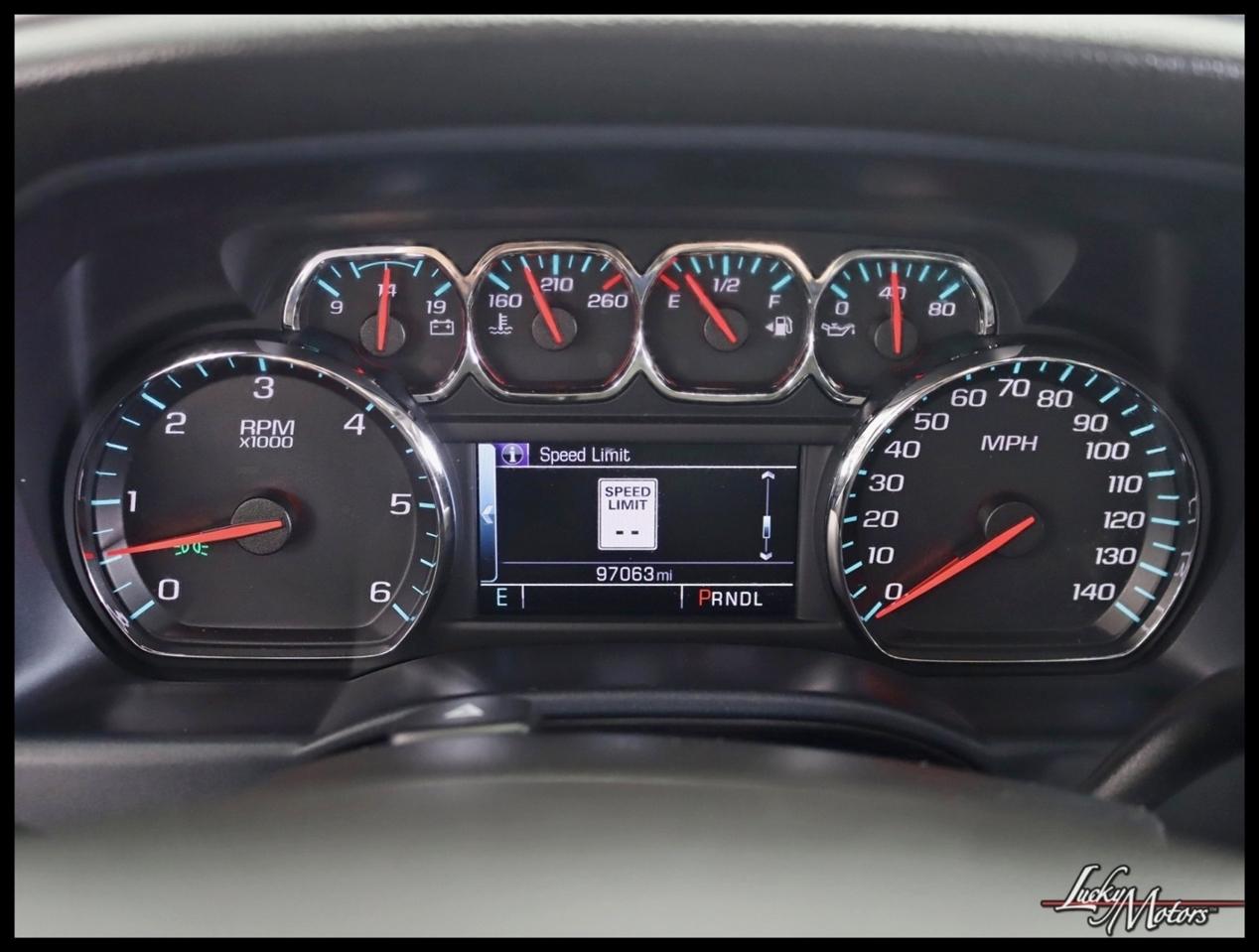 Chevrolet Silverado 1500 High Country Crew Cab Long Box 4WD 2017